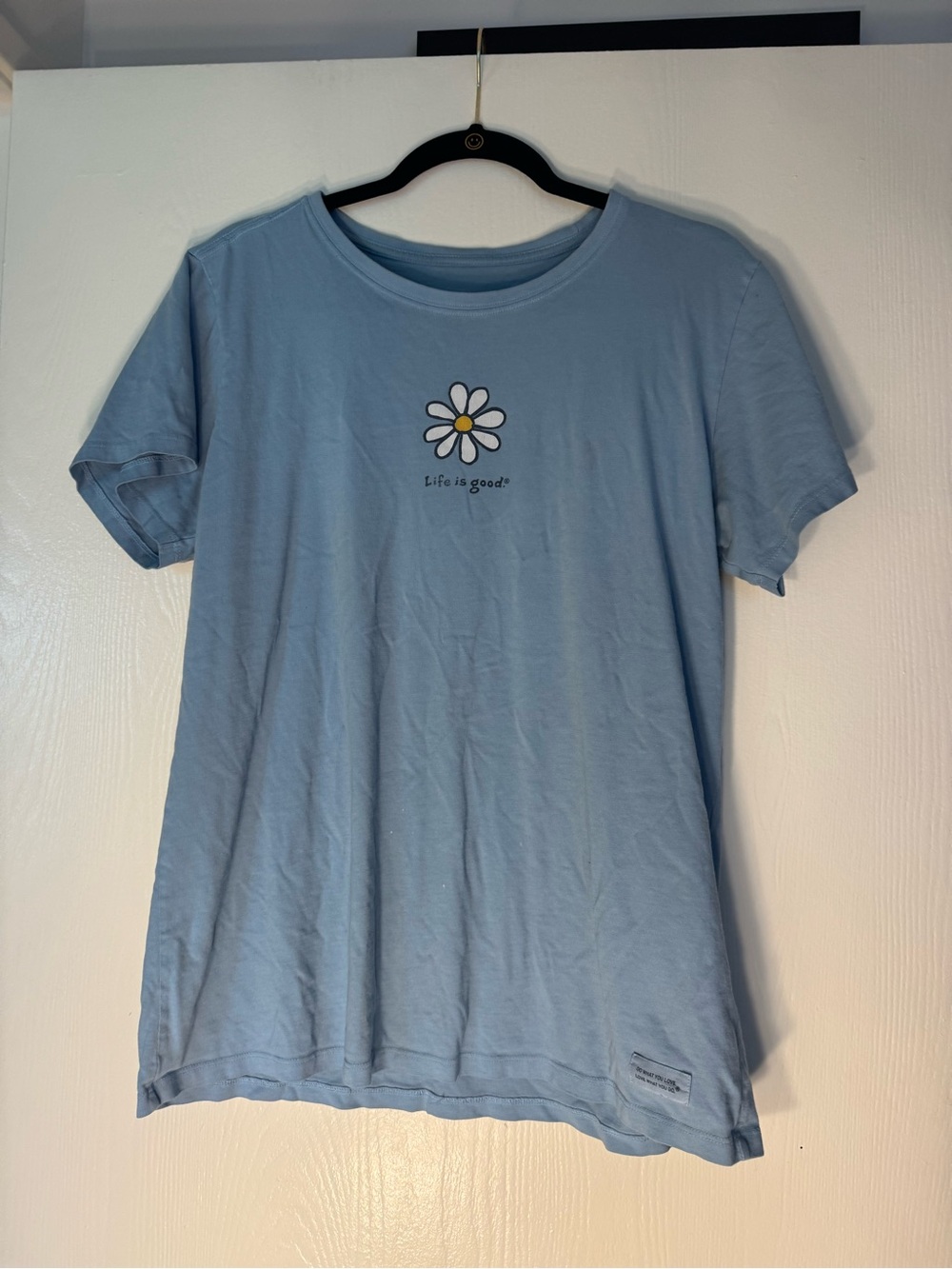 Life Is Good Light Blue Daisy Tee - Crew Neck Short Sleeve